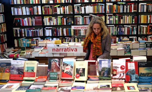 La Noche de los Libros: encuentros con escritores, conferencias y homenajes