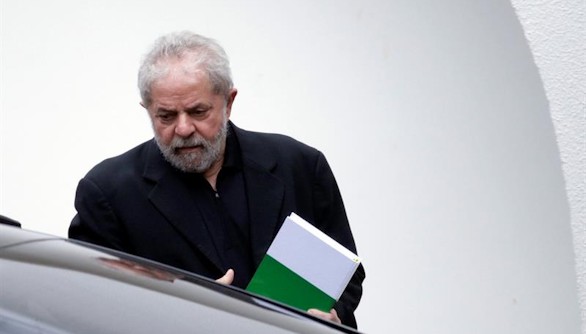 La Fiscalía acusa a Lula de ocultación de patrimonio y de lavado de dinero