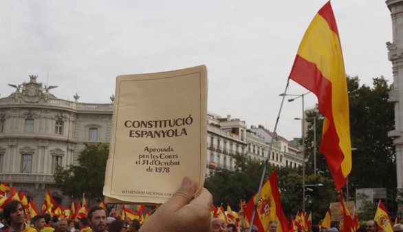 Vídeos virales. Así fue la multitudinaria manifestación en defensa de la unidad de España