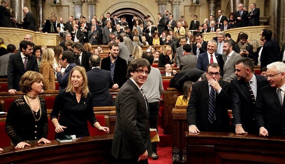 El secesionismo quema las últimas naves para acordar la Mesa