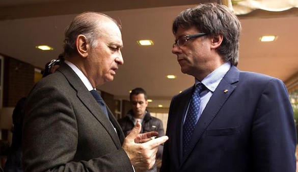 Varios ministros se reúnen con Junqueras y Puigdemont