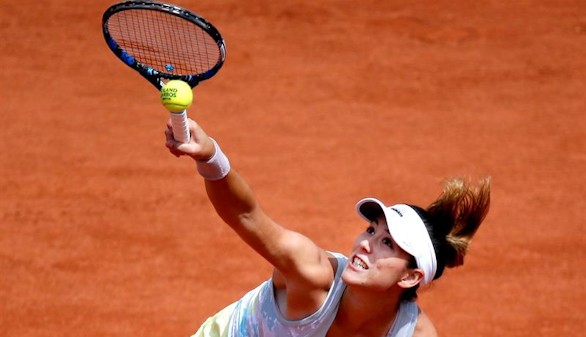 Muguruza se apresura hacia tercera ronda de Roland Garros