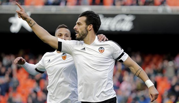 Negredo resurge y encarrila el triunfo del Valencia |4-0