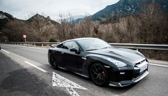 El Nissan GT-R 2017, el claro señor de la nieve en Andorra