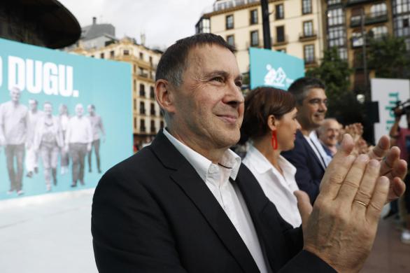 El PSE gana en País Vasco y EH Bildu supera a PNV en escaños en el Congreso