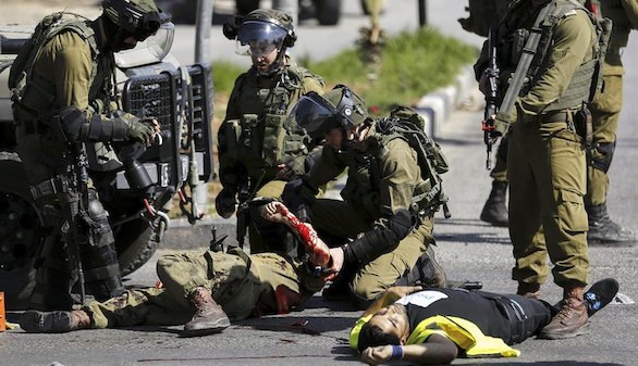 Cinco palestinos muertos en una nueva jornada de disturbios y ataques