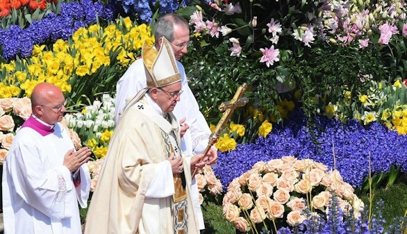 El Papa recuerda en su mensaje de Pascua el drama de la guerra
