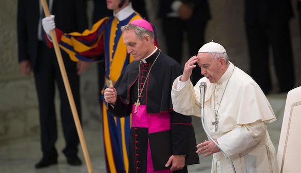 El Vaticano pide a Maduro que suspenda la Constituyente