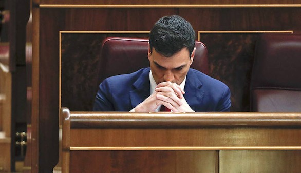 'FT' culpa a Sánchez de la crisis política y el deterioro económico