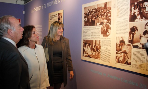 30 pioneras : una exposición en homenaje a la emancipación de la mujer