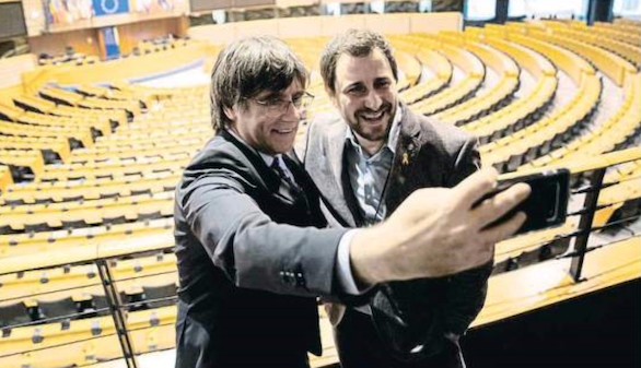 Los separatistas amenazan pero no rompen con Sánchez