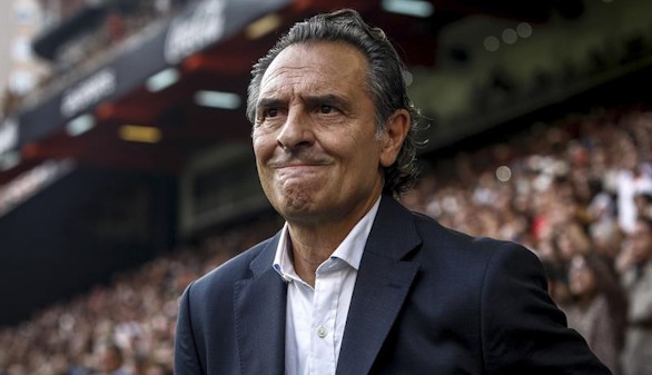 Prandelli dimite como entrenador del Valencia