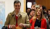 Pedro Sánchez: 'Huele a cambio' en una 'jornada histórica'