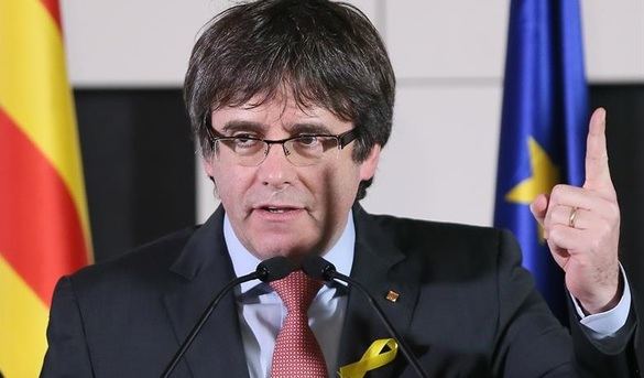 Las tres fórmulas de Puigdemont para presidir la Generalidad