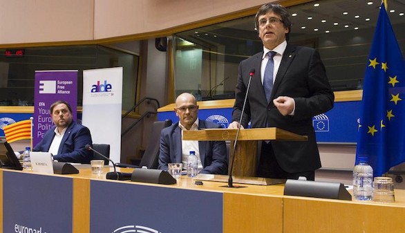 La UE da la espalda a Puigdemont y a su referéndum