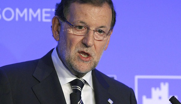 Rajoy pide a Díaz y a Sánchez que se 