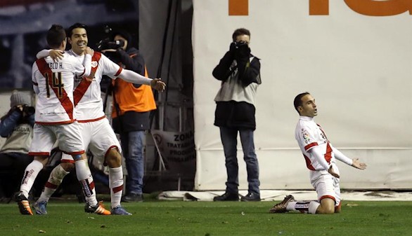 El frío congela las ideas del Atlético en Vallecas |1-1