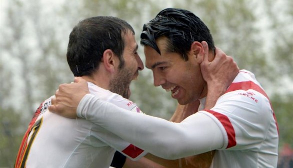 Sporting y Rayo se condenan a la lucha por la permanencia