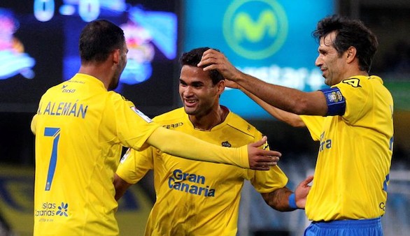 Las Palmas aguanta en Anoeta y pasa a octavos | 1-1