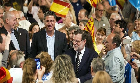 Rajoy y Albiol, recibidos en Reus entre insultos y abucheos