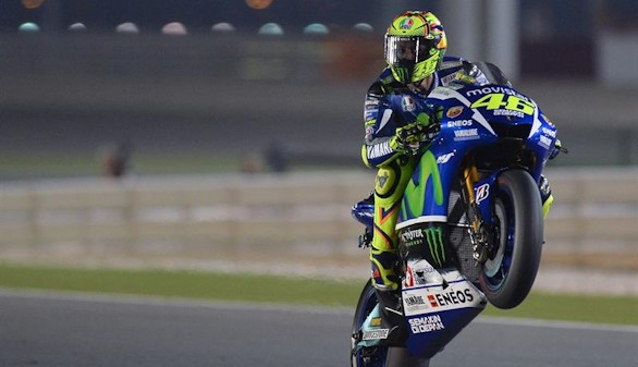 Rossi abre fuego en una jornada sin brillo español