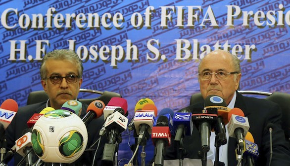Sheikh Salman, candidato a presidir la FIFA, acusado de colabora en la tortura de Baréin