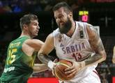 Un equipo, Serbia, puede con un Brasil sin espíritu