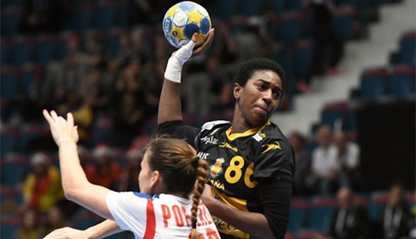 España se complica su continuidad en el Europeo