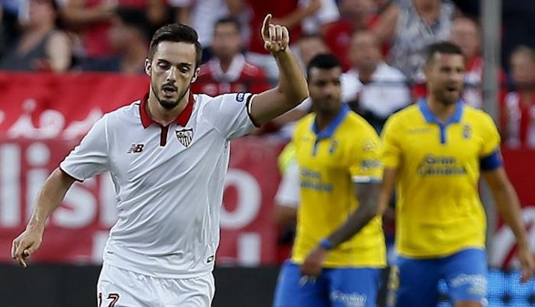 El Sevilla remonta con gol del joven Carlos Fernández en el tiempo añadido