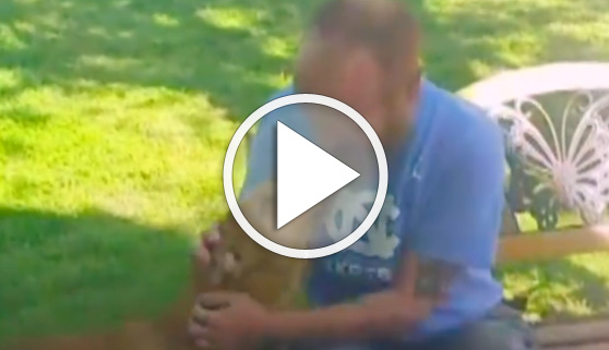 Vídeos virales. Su mejor amigo no le reconoció tras perder 25 kilos