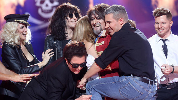 Tu cara me suena mejora pero no puede con el cine de La 1 ni La casa fuerte