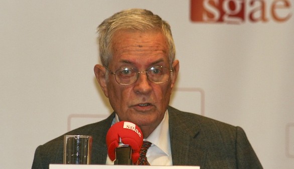 Germán Ubillos interviene en la “Tertulia literaria” en el Restaurante “El Espino” de El Espinar