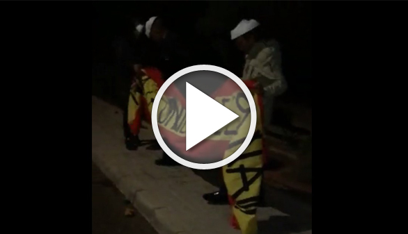 Escrache de ultraderecha ante el domicilio de Mónica Oltra