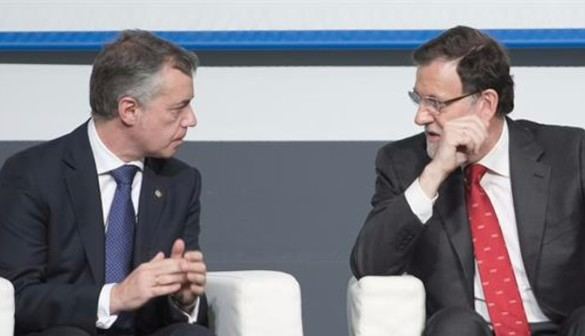 Mientras Rajoy pide unidad frente a Eta, Urkullu reclama una nueva política de Estado