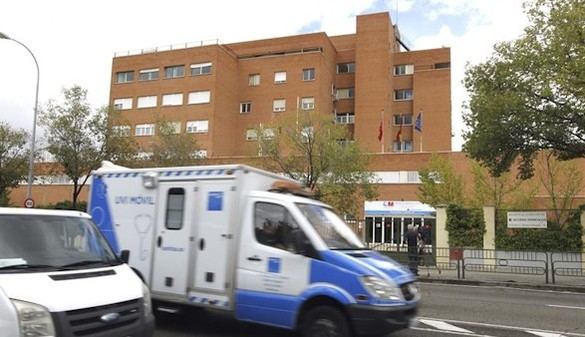 La auxiliar contagiada de ébola sufre 'un fallo multiorgánico' y se encuentra en 'grave peligro'
