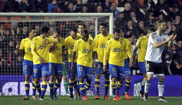 Valencia y Las Palmas dejan todo para la vuelta |1-1