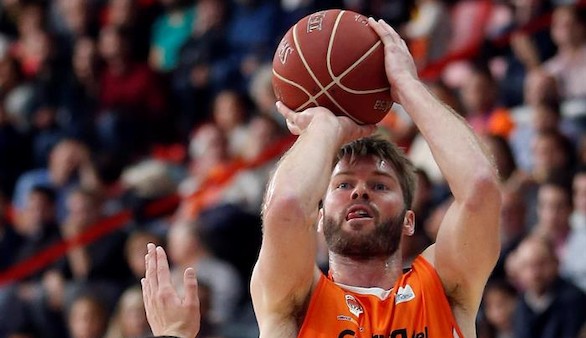 El Valencia es líder en solitario de la ACB trece años después
