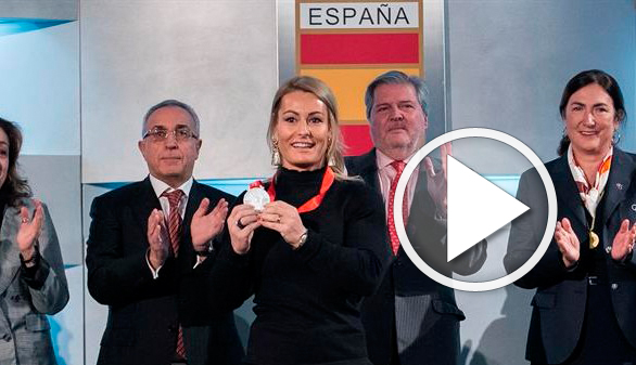 Pekín 2008. Lydia Valentín recibe su medalla de plata 10 años después