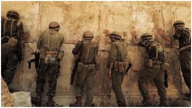 Fotograma de “In Our Hands: The Battle for Jerusalem” (Erin Zimmerman, 2017) 