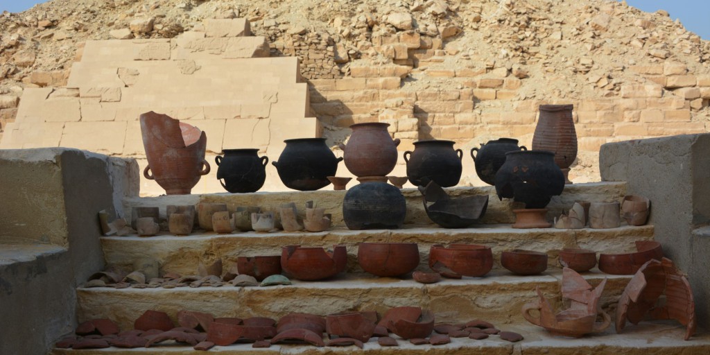 Vasijas del taller de embalsamamiento © M. Abdelghaffar / Saqqara Saite Tombs Project, Universität Tübingen