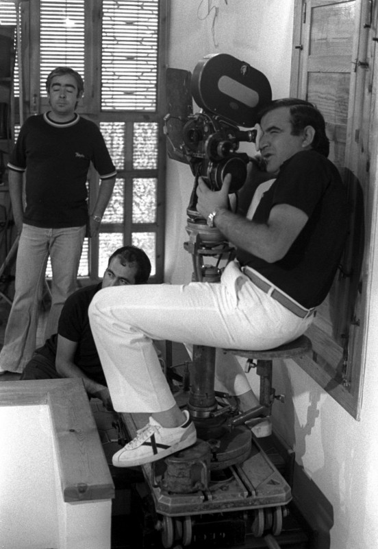 Juan José Porto, dirigiendo.