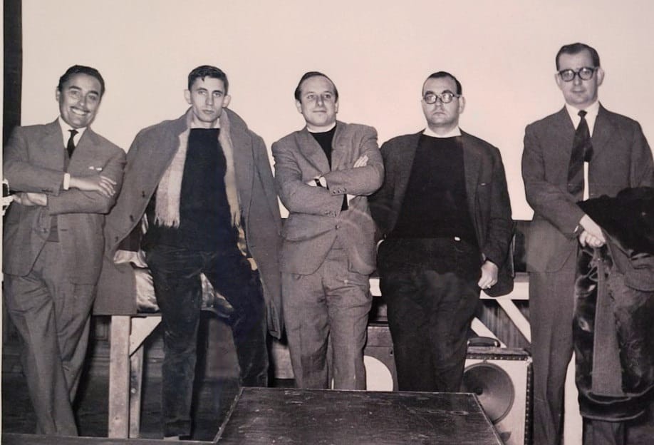 Grupo «Cabo de Buena Esperanza». De izquierda a derecha: Francisco Prósper, Basilio Martín Patino, Manuel Summers, Miguel Picazo y José Luis Borau.