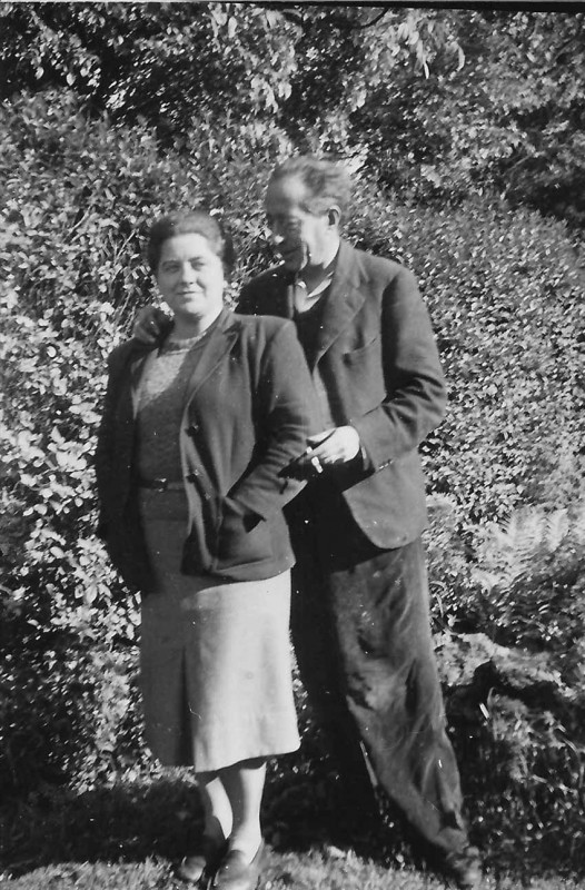 Arturo e Ilsa Barea en Inglaterra, años 50 © Collection Uli Rushby-Smith.