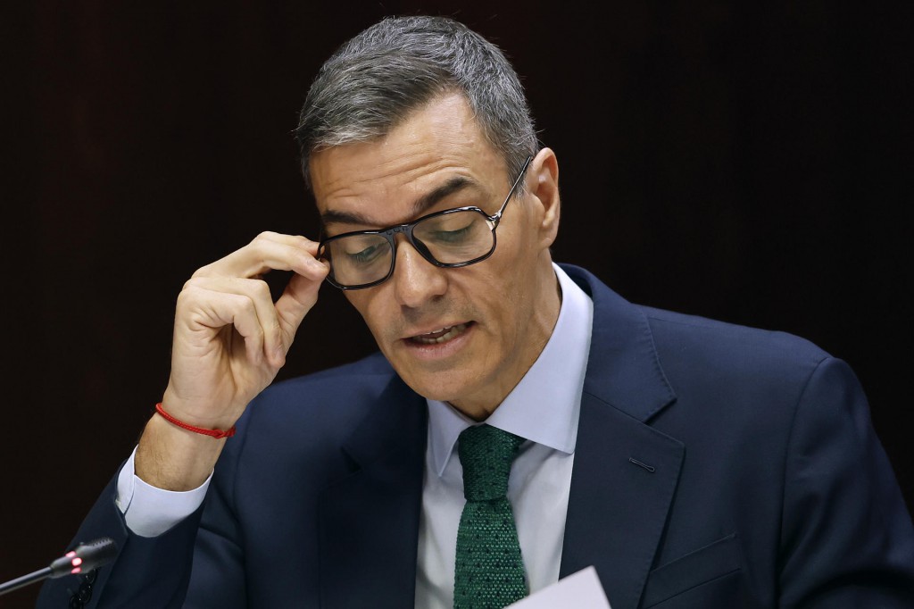 El presidente del Gobierno, Pedro Sánchez, en la Comisión de Investigación del caso Koldo. Foto: Efe