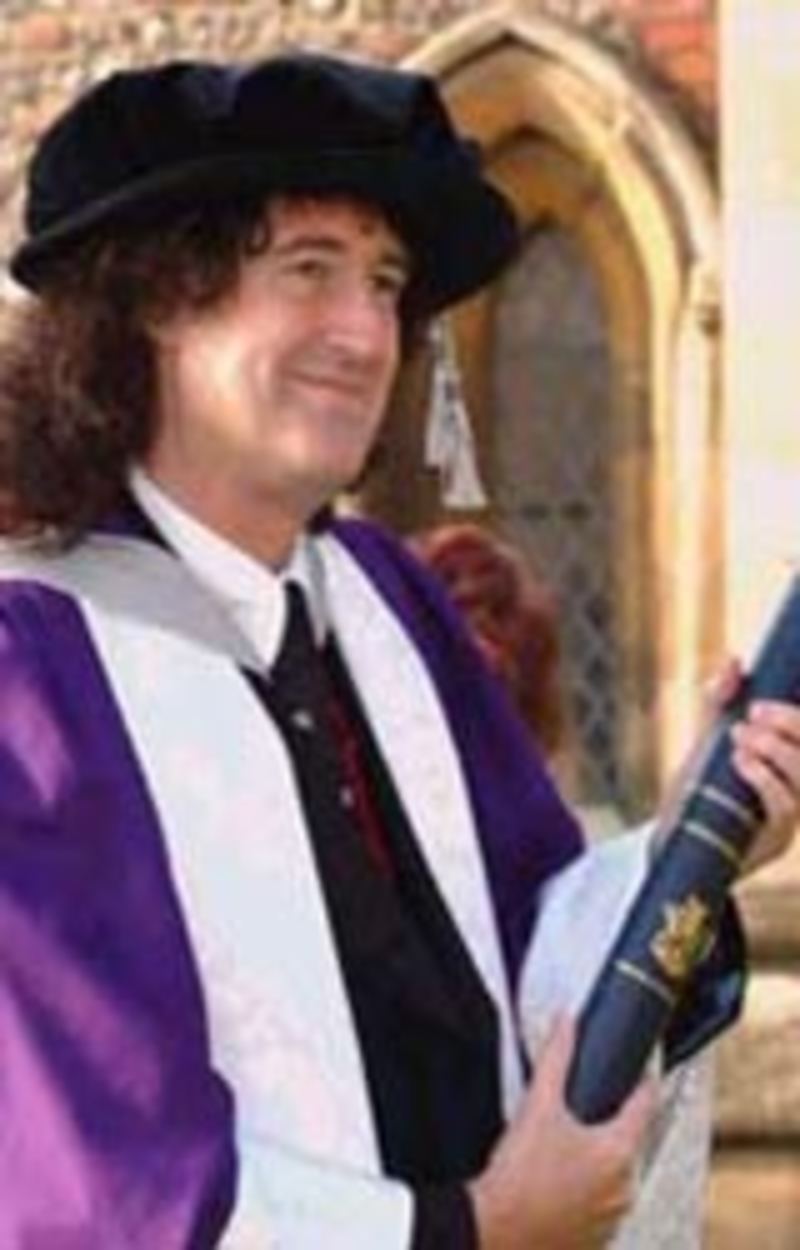 Rector Brian Brian May, nuevo rector de una universidad inglesa | El Imparcial