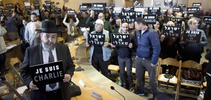 La comunidad judía en Francia muestra su repulsa al atentado sufrido en París 
