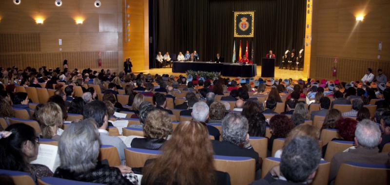 Asistentes a la ceremonia de investidura