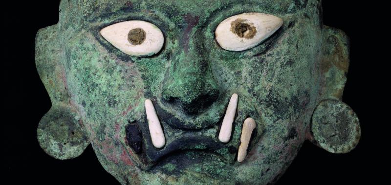 Máscara funeraria con el rostro de Ai Apaec