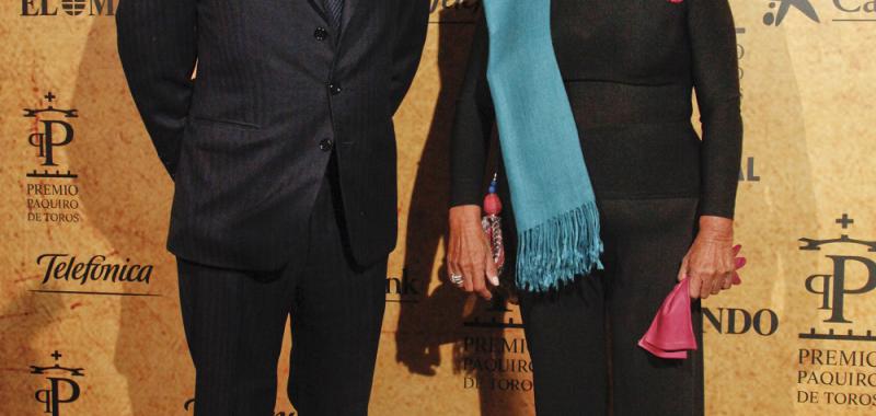Javier Aresti y la marquesa de la Vega de Anzo