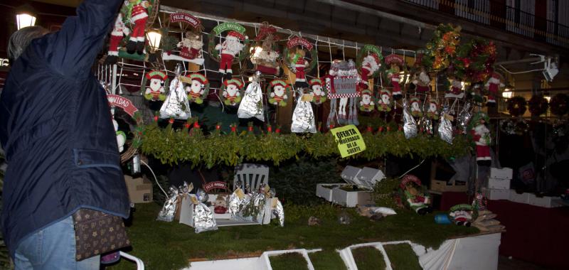 Puestos navideños en la Plaza Mayor de Madrid